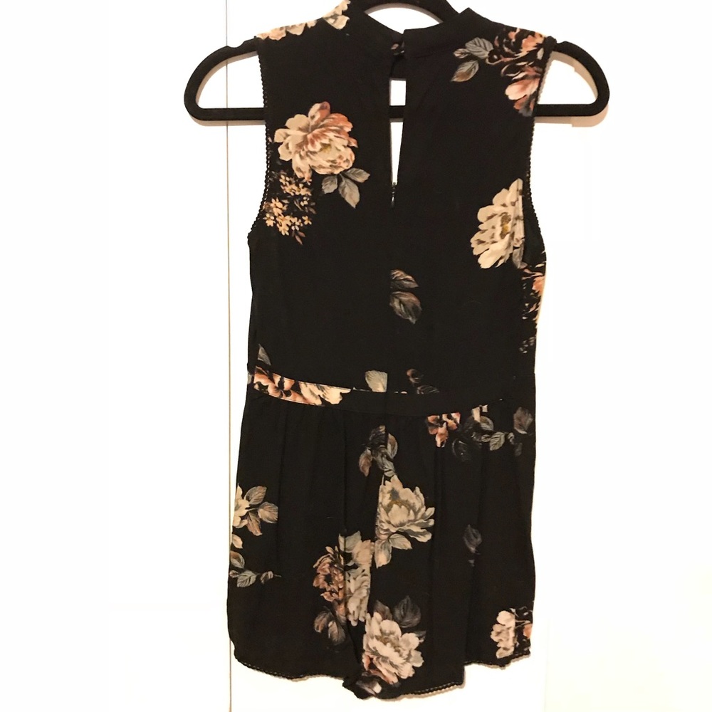 Kendall & Kylie Black Floral Romper